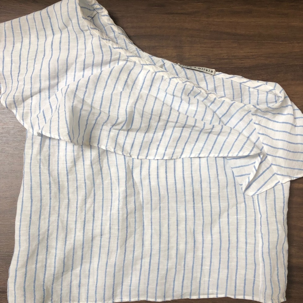 Alex + Olivia Single shoulder top
